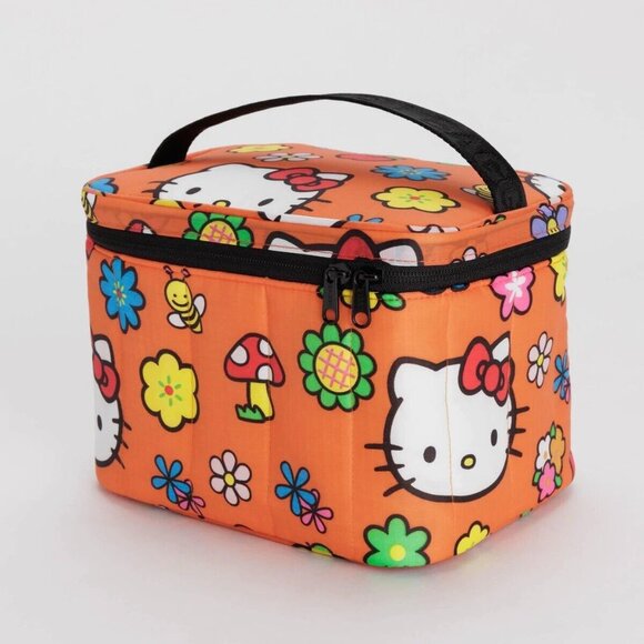 Sevimli Sanrio'nun Hello Kitty - Anime Tote Bag incelemesi ve fiyatı